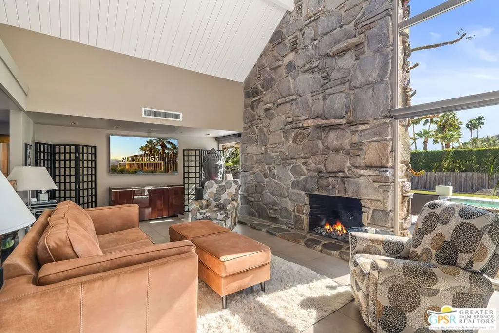 797 W Via Vadera, Palm Springs, California 92262 home-pic-9